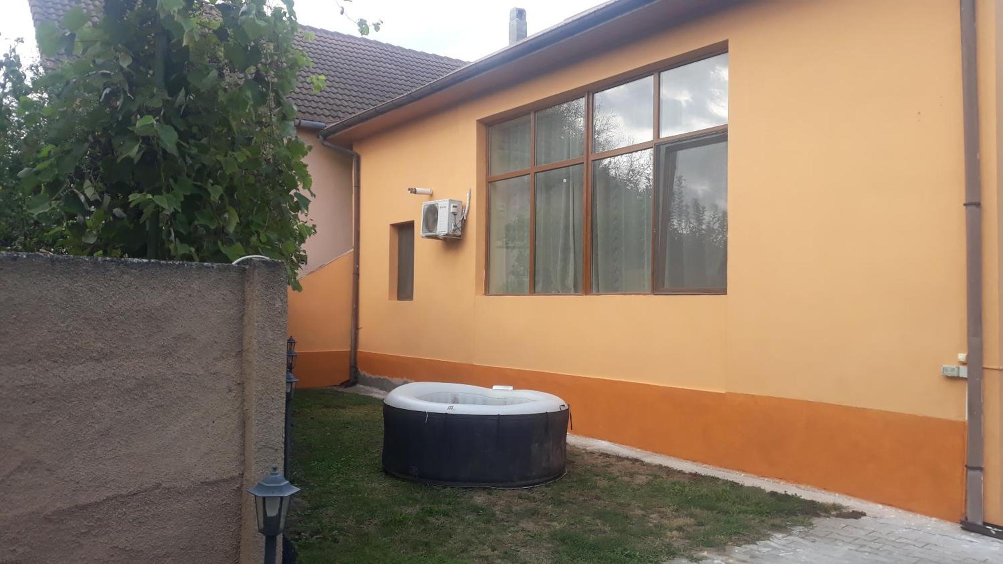 Отель Casa Ovi Si Simo Хацег Экстерьер фото